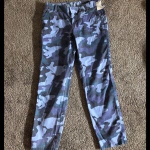 Blue camouflage pants.